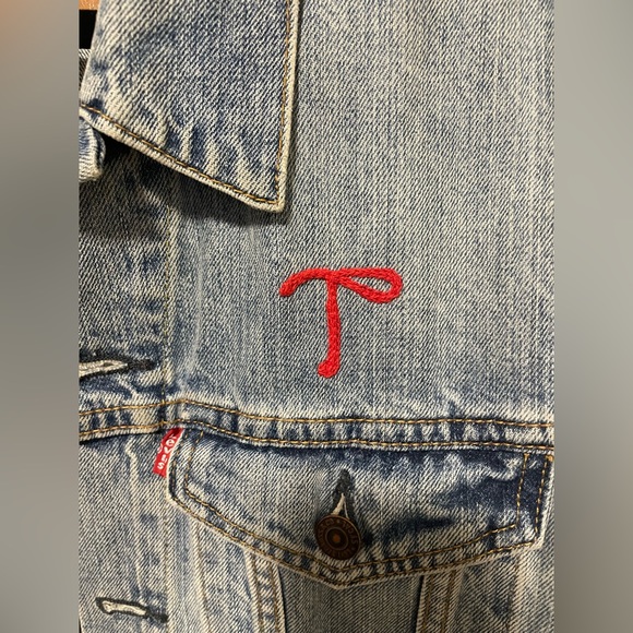 Custom Levi’s trucker jacket T - Flower design - Picture 2 of 8